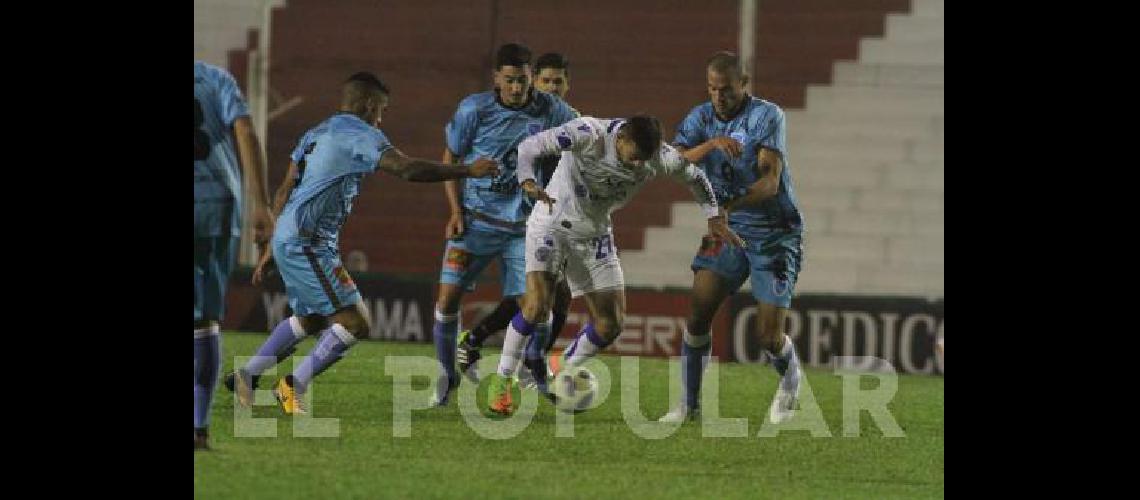 Godoy Cruz quedÃ³ eliminado ante el CADU ascendido a la B Metropolitana 