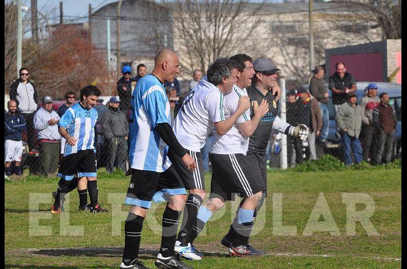 La Candela y Ferrosur <br>ganaron los playoffs