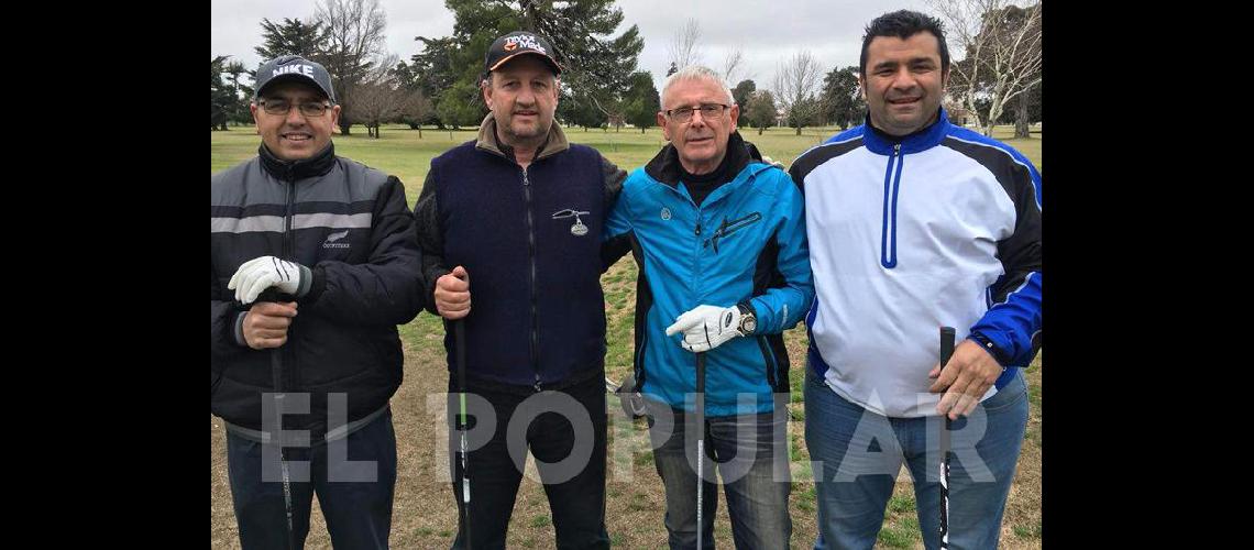 Bonifacio ganoacute en Novicios