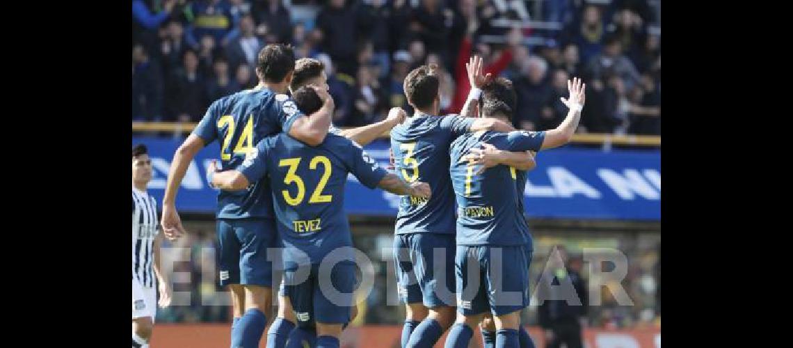 Boca sufriÃ³ pero venciÃ³ a Talleres en el inicio de la competencia 