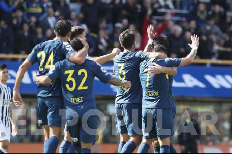 Boca sufriÃ³ pero venciÃ³ a Talleres en el inicio de la competencia 