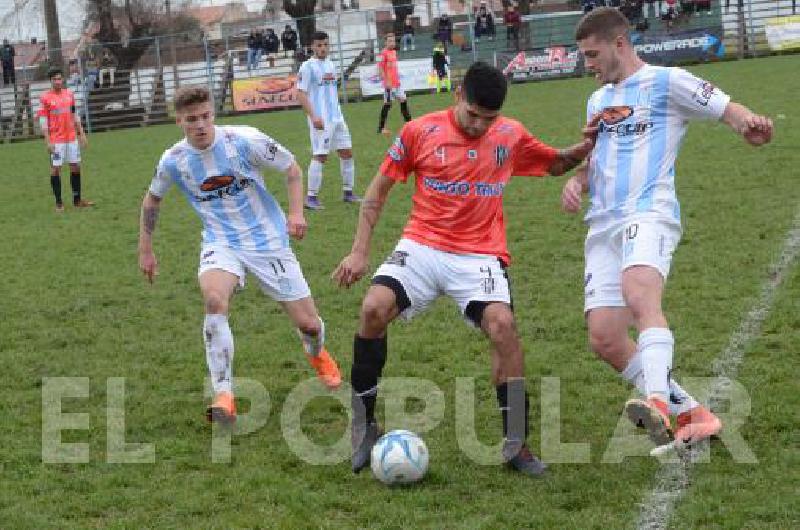 Ferro Carril Sud venciÃ³ a Estudiantes y quedÃ³ a 6 unidades del Ãºnico lÃ­der 