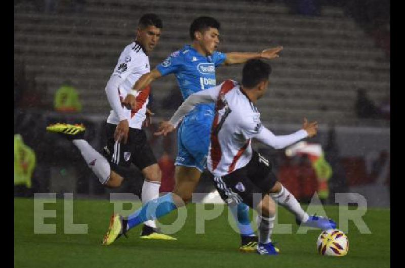 River empatÃ³ sin goles BuscÃ³ la victoria pero no la consiguiÃ³ 