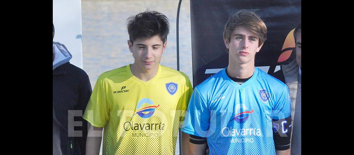 OlavarrÃ­a tiene nuevas camisetas Carlos RamÃ­rez