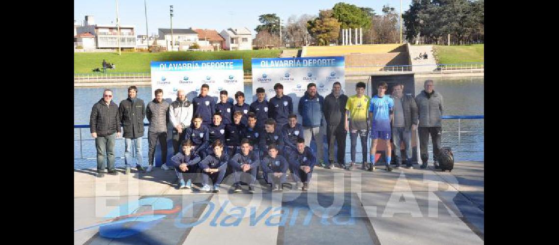 Jugadores cuerpo tÃ©cnico y dirigentes ya se presentaron Hoy es el turno del primer encuentro 