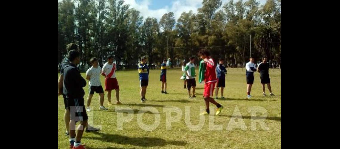 Espigas se entrena para disputar el torneo de la CampaÃ±a que ya se viene 