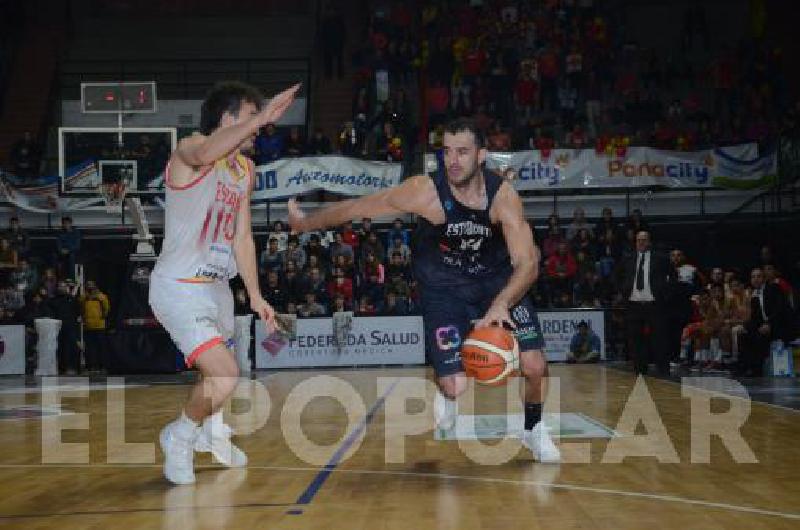 El ala pivote riocuartense Santiago Arese volverÃ a ser el capitÃn del equipo estudiantil en la Liga Argentina 