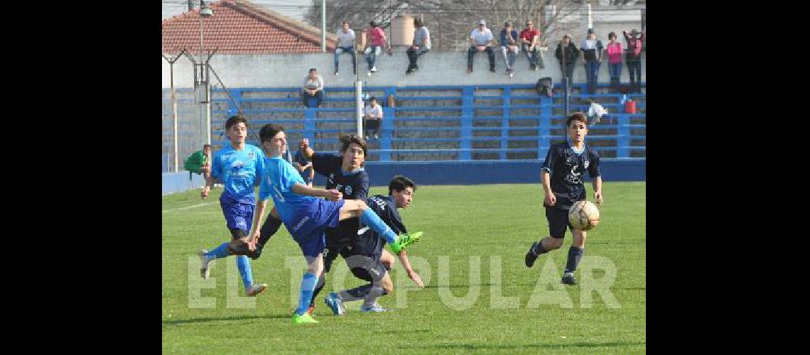 OlavarrÃ­a y Azul empataron en la cancha de El FortÃ­n en el encuentro de la Zona A 