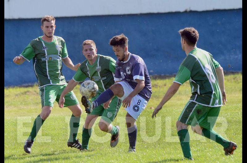 Las fotos del fuacutetbol del domingo