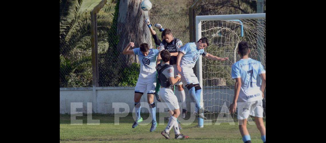 Las fotos del fuacutetbol del domingo