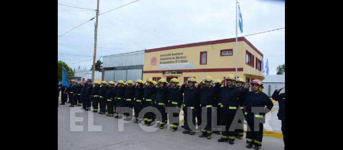 Bomberos Voluntarios- emotivo acto para la inauguracioacuten del Destacamento Nordm 3 de Hinojo