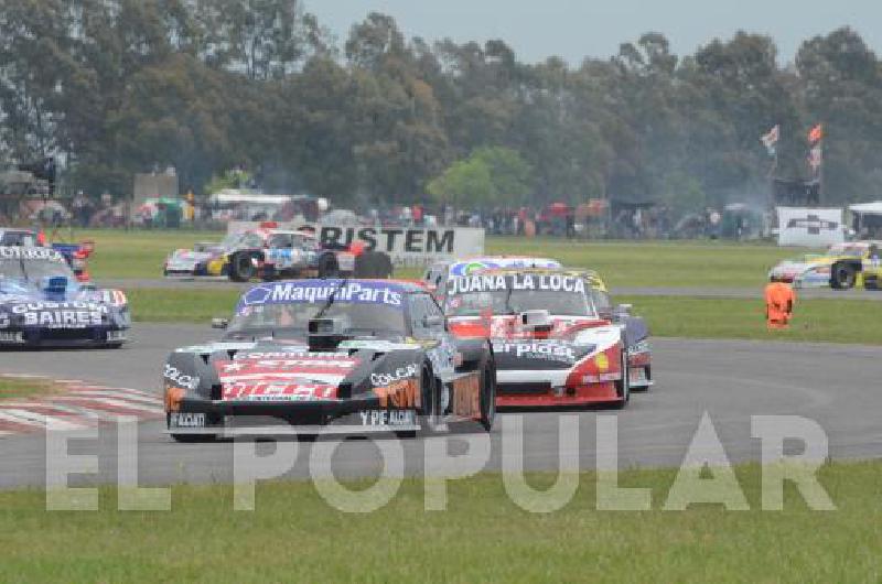 El piloto juninense Federico PÃ©rez (Torino) ganÃ³ ayer la final de manera brillante 