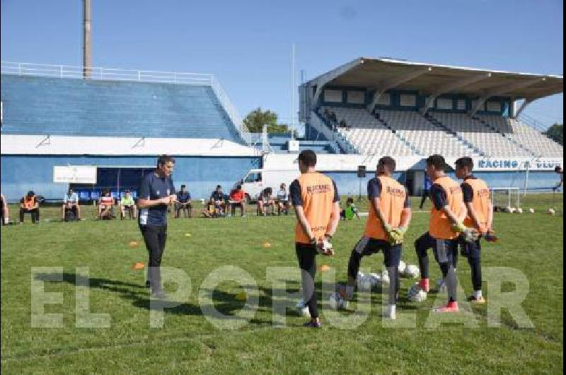 Alejandro Saccone tuvo su primera jornada en Racing hoy serÃ en doble turno 