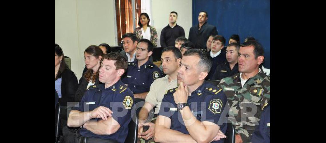 Participaron autoridades locales de las dependencias policiales 