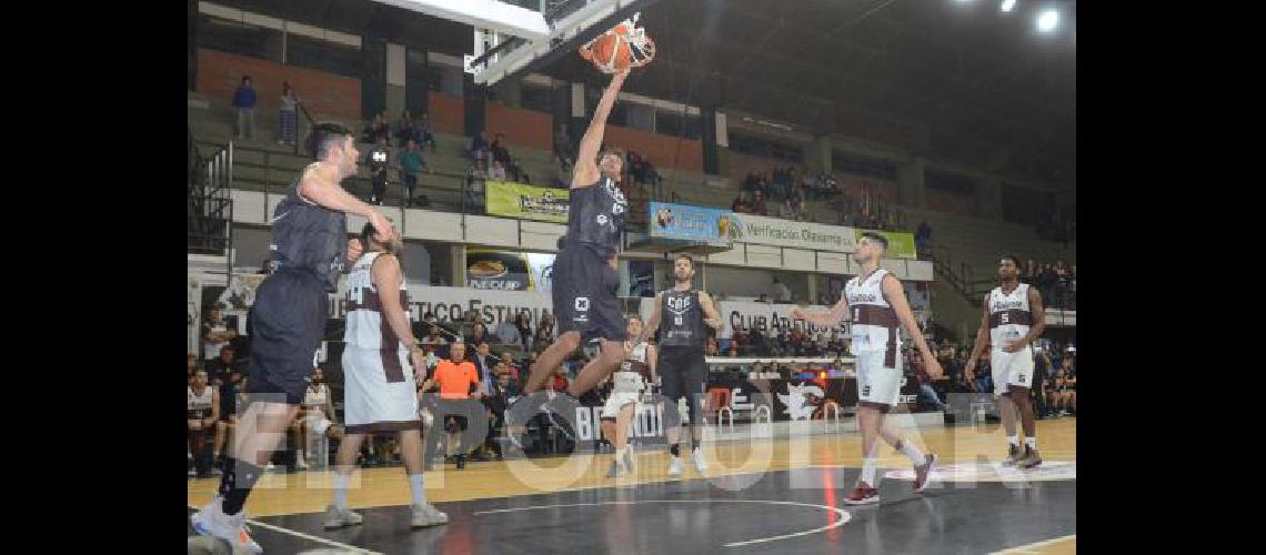 El equipo Bataraz volviÃ³ a hacerse fuerte en el Maxigimnasio Anoche su derrotado de turno fue Platense 