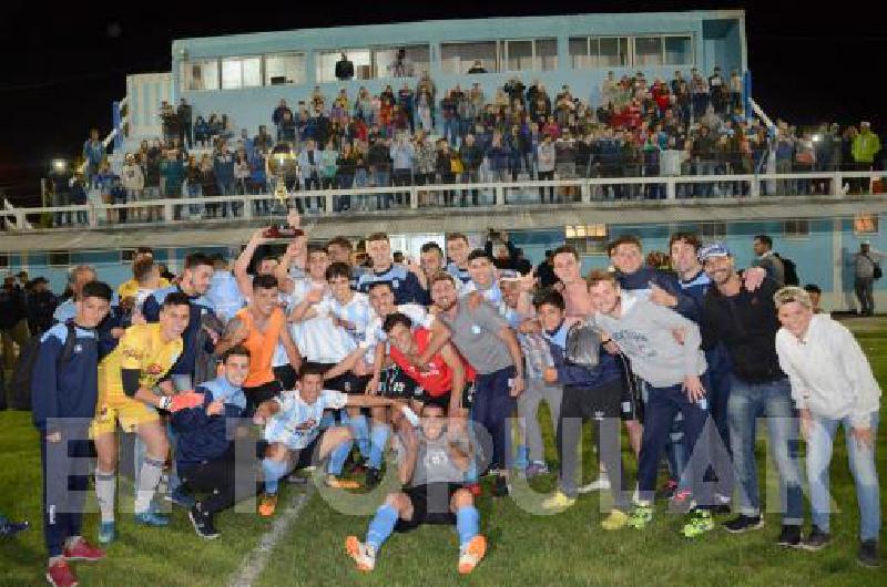 Ferro Carril Sud celebrÃ³ en el Colasurdo El carbonero como tambiÃ©n habÃ­a pasado en 2017 es el mejor de la temporada 