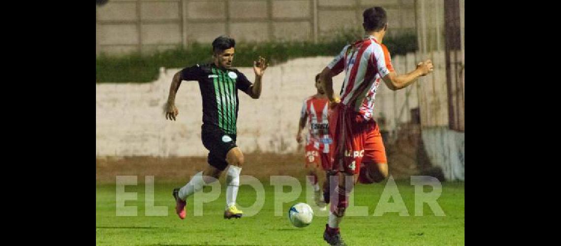 Leonardo Vitale fue titular a lo largo de la primera parte del torneo Federal A 