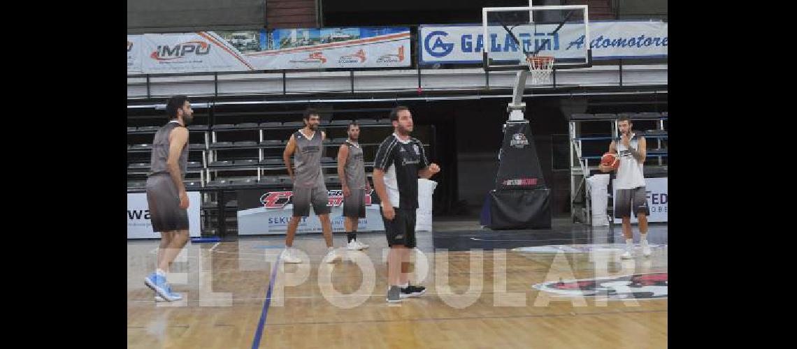 El Bataraz volviÃ³ a los entrenamientos en la maÃ±ana de ayer en el Maxigimnasio del Parque Carlos Guerrero 