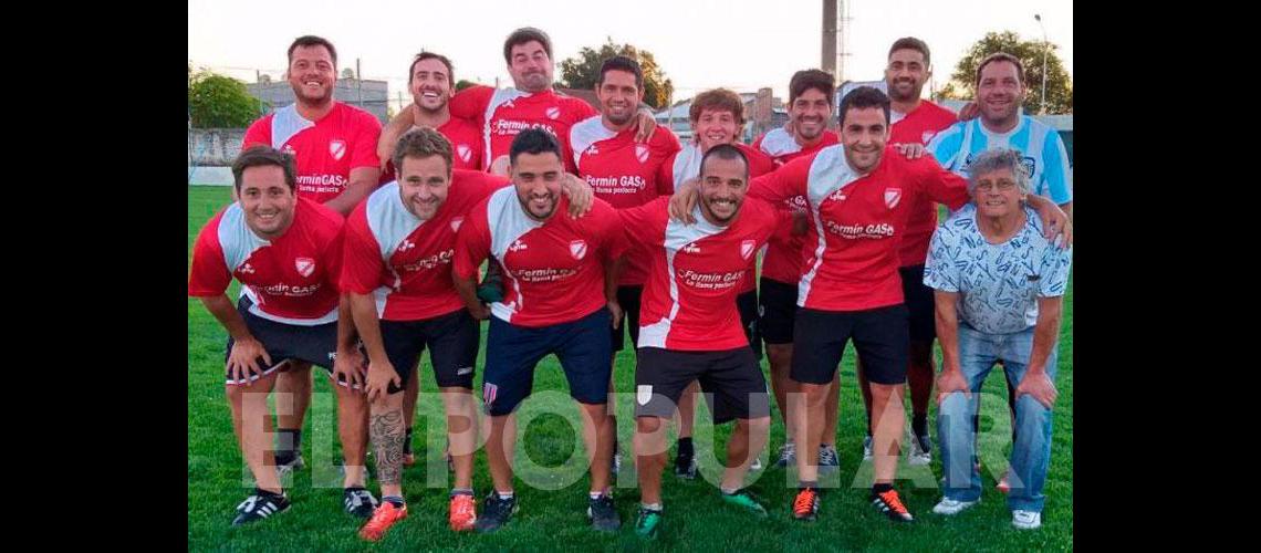 La prueba del escÃndalo- dos jugadores de Grupo jugando un torneo aficionado en plena pretemporada 