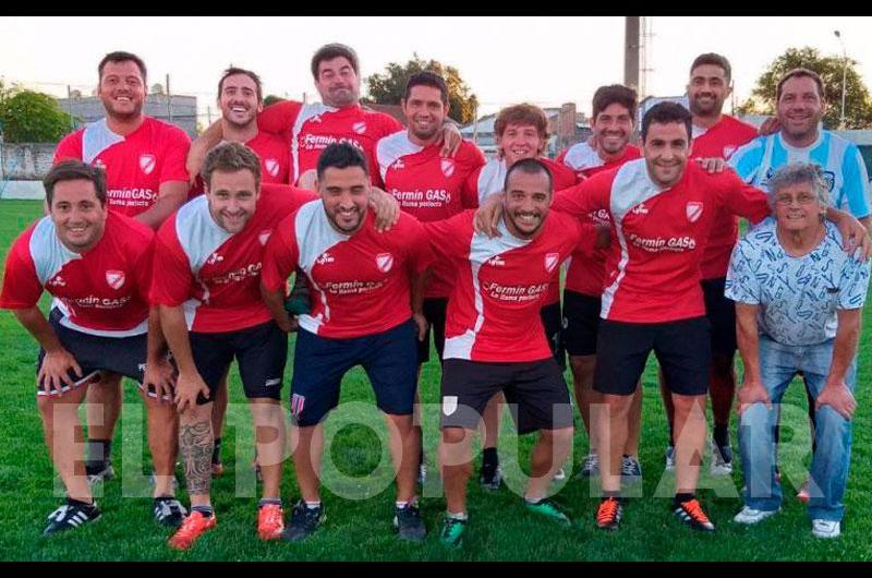 La prueba del escÃndalo- dos jugadores de Grupo jugando un torneo aficionado en plena pretemporada 