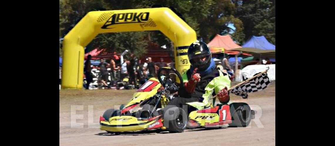 El campeÃ³n mostrÃ³ sus garras Jonathan Elbich no tuvo rivales en MÃ�ster 150c 