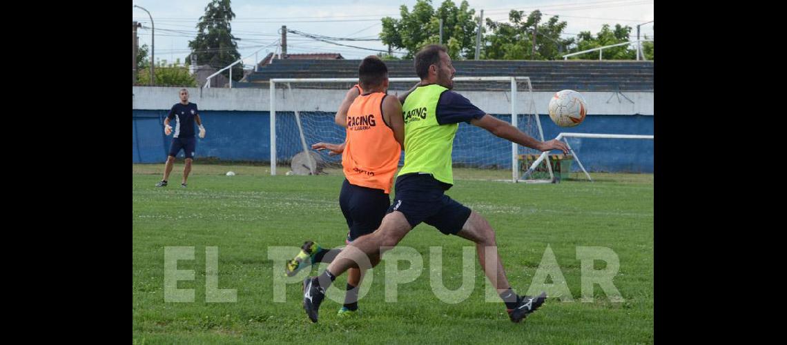 Racing por primera vez jugarÃ en su cancha Claudio MartÃ­nez