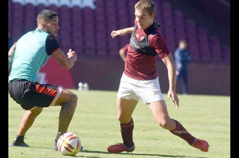 Amistoso entre dos equipos profesionales con tres olavarrienses en  cancha