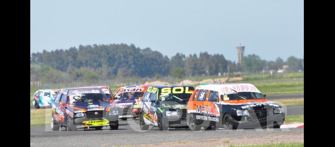 La Clase Uno tendrÃ� 39 autos en el autÃ³dromo Hermanos Emiliozzi del AMCO siendo 8 pilotos de OlavarrÃ­a 