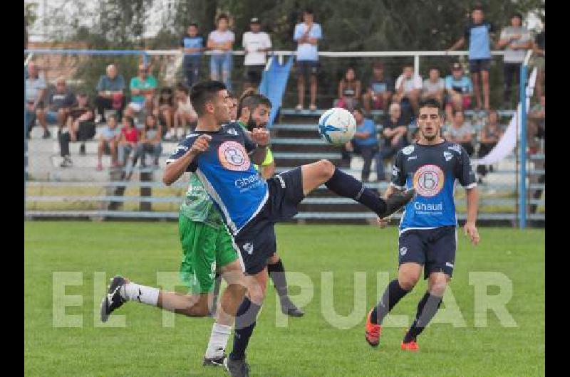 Ferro Carril Sud derrotÃ³ a Independiente El carbonero ganÃ³ sus cuatro partidos como local en el torneo 