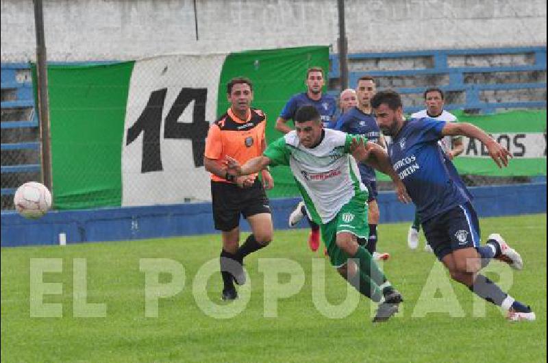 El FortÃ­n como local venciÃ³ 2 a 1 a AtlÃ©tico Hinojo y marcha tercero en el torneo 