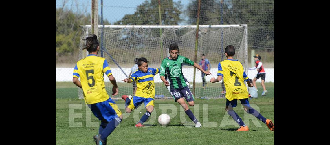 Embajadores y LujÃn uno de los duelos Claudio MartÃ­nez