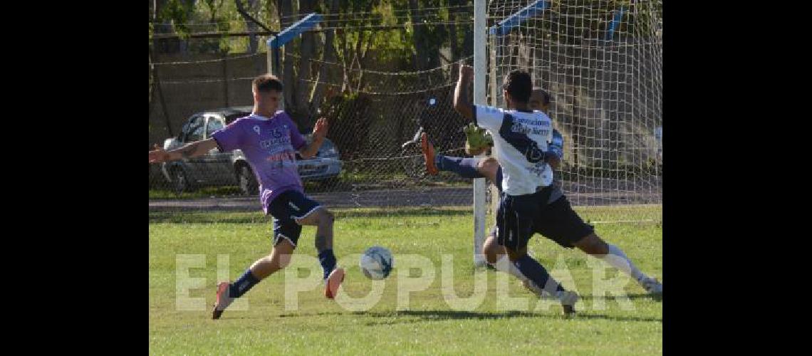 Racing luego de ganarle a Sierra Chica recuperÃ³ la primera posiciÃ³n 