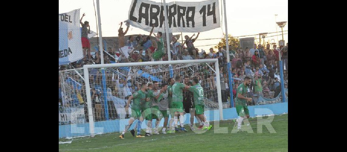 Las mejores fotos del triunfo de Ferro