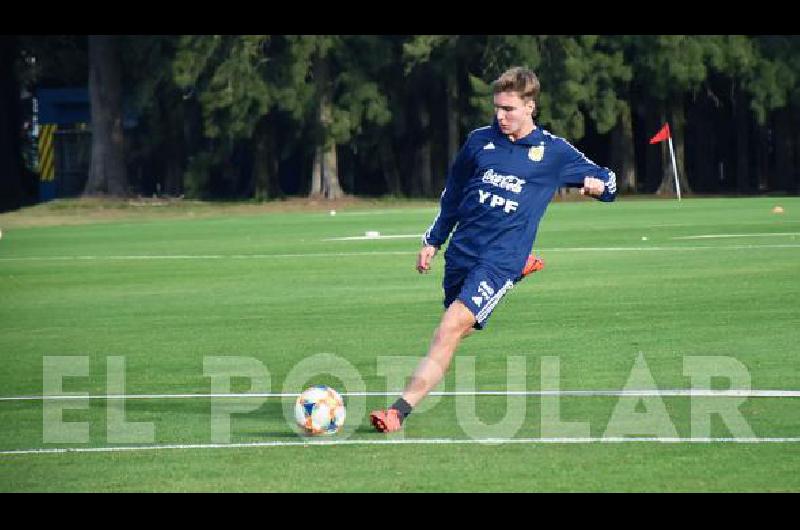 Pedro De la Vega se entrenÃ³ ayer con la selecciÃ³n Sub 20 en el predio de la AFA 