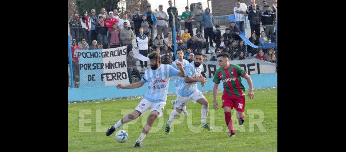 El volante GerÃ³mino Candia seguirÃ en el Carbonero 