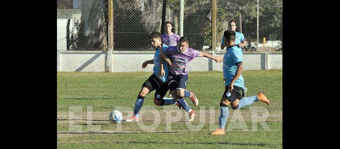 Loma Negra y Racing protagonizan una de las series de semifinales del torneo Apertura 