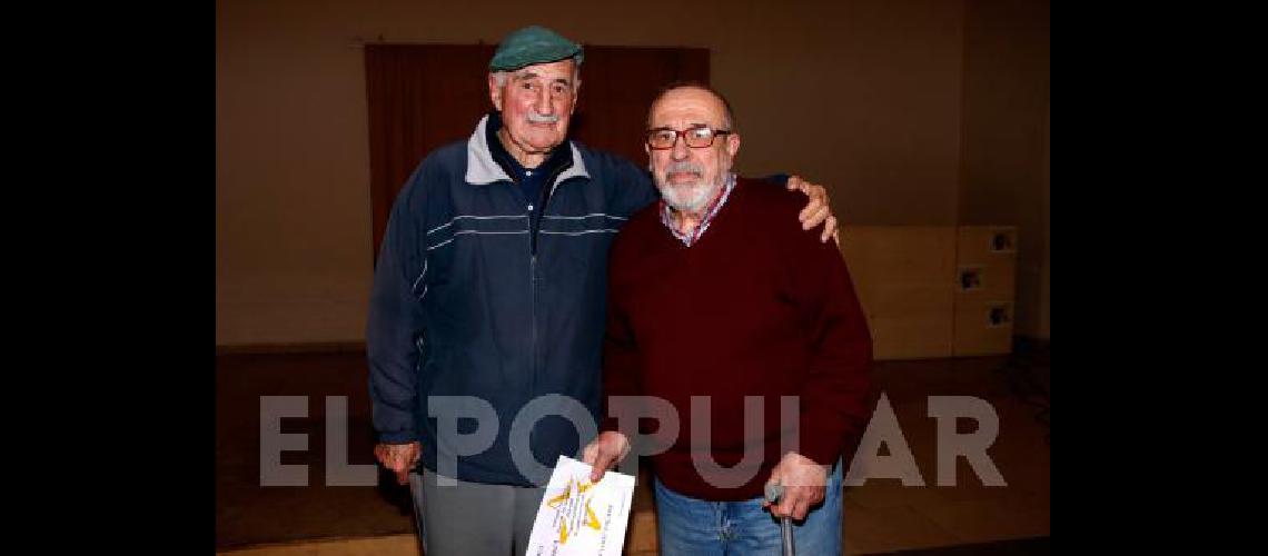 El profesor Eduardo Aldasoro y Adolfo Coco Palahy 