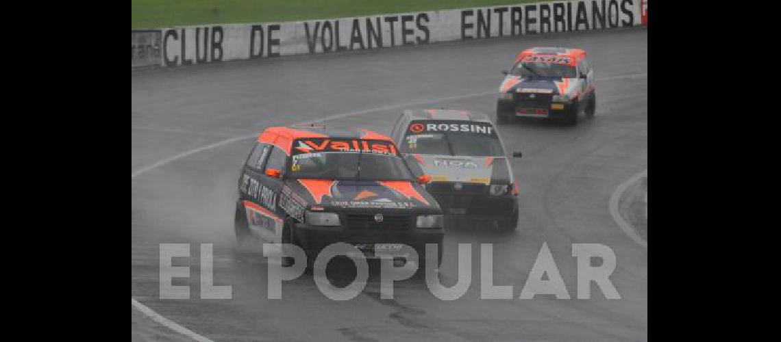 Gran labor de Pezzucchi en su estreno en el Turismo Pista 