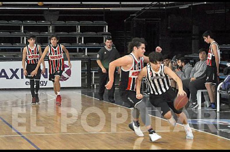 Estudiantes le ganÃ³ ayer a Chacarita de Azul por el clasificatorio en Sub 15 