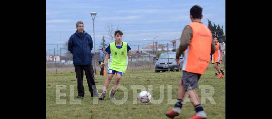 Las selecciones menores de la LFO estÃn a cargo de Abelardo Carabelli 