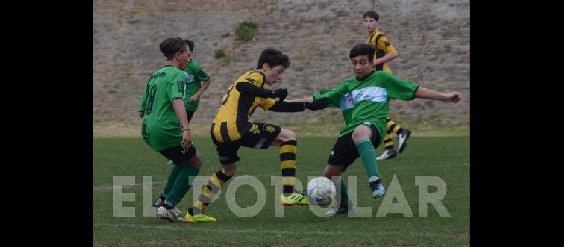 Ferro venciÃ³ ayer a Olimpo en uno de los partidos de la categorÃ­a Sub 13 