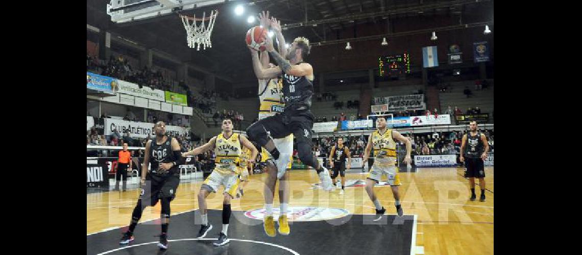 El base JeremÃ­as Sandrini jugarÃ su segunda temporada consecutiva en el equipo Bataraz 