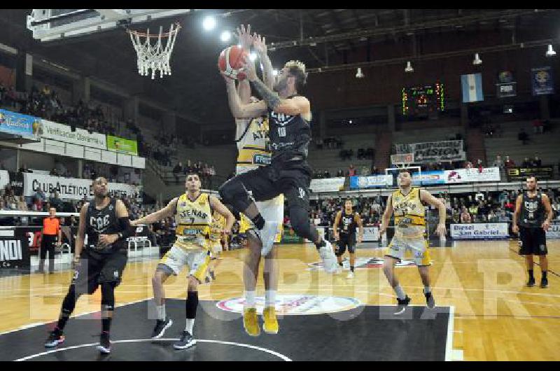 El base JeremÃ­as Sandrini jugarÃ su segunda temporada consecutiva en el equipo Bataraz 