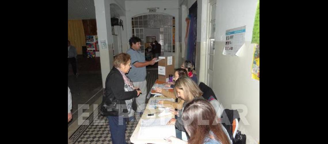 En el partido de General La Madrid estÃ�n habilitadas 32 mesas para las elecciones de hoy 