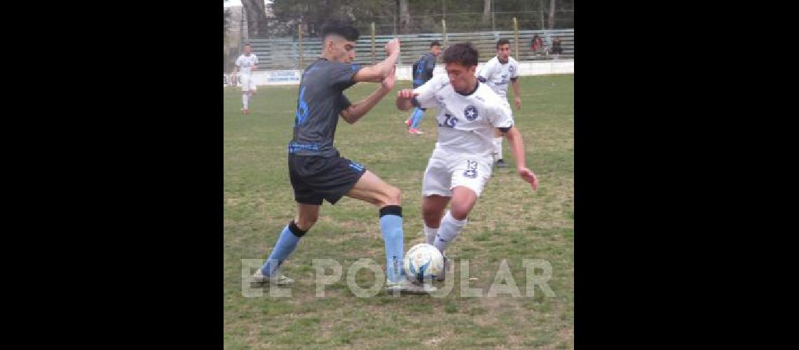 Racing A Club como visitante derrotÃ³ 3 a 0 a Loma Negra 