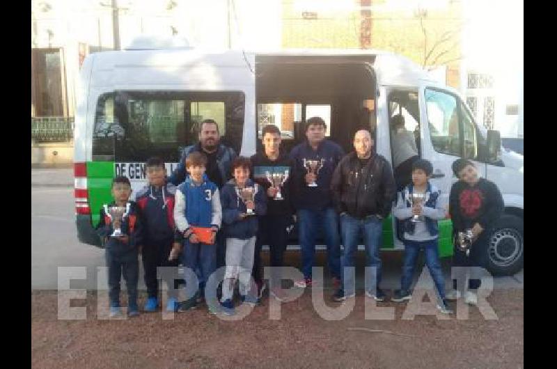 La Escuela Municipal de Ajedrez de La Madrid se presentÃ³ en Laprida 