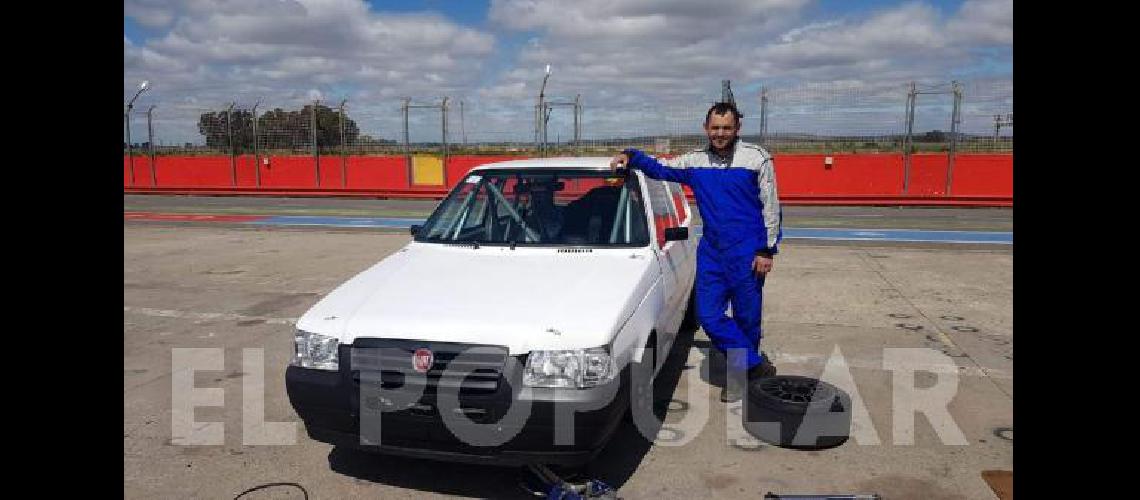 De nuevo en pista Daniel CrevatÃ­n y su equipo recuperaron la unidad que volcÃ³ en Buenos Aires 