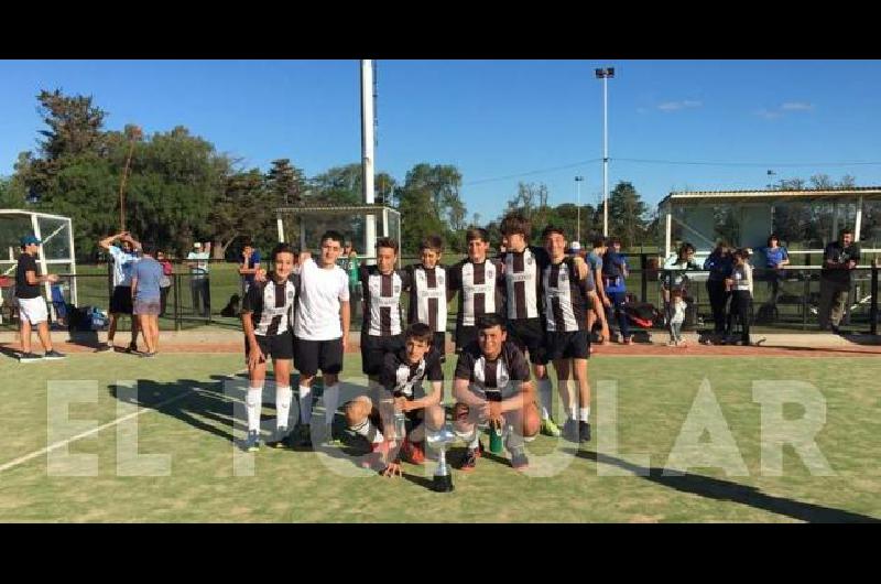 El equipo albinegro fue el mejor del triangular jugado en el Parque 