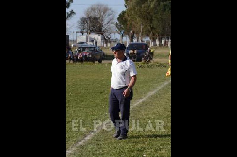 Juan Domingo Marinangeli entrenador de Sierra Chica 