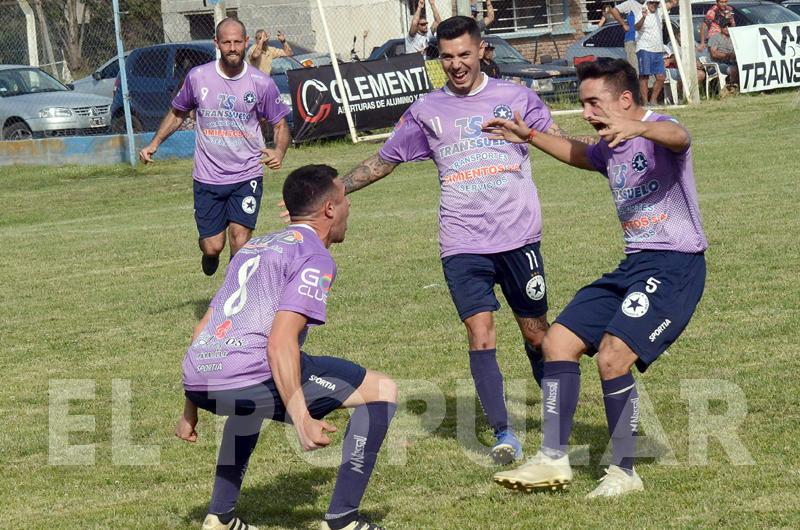 Racing se adelantoacute en la serie